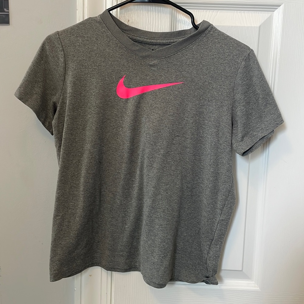 Nike Dri-Fit Top Size Girls XL